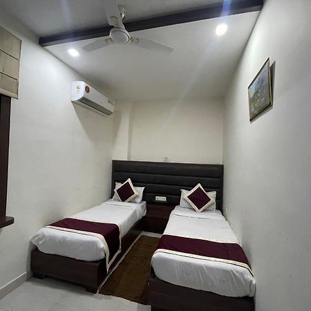 Hotel Opal Courtyard Agra  Exterior photo